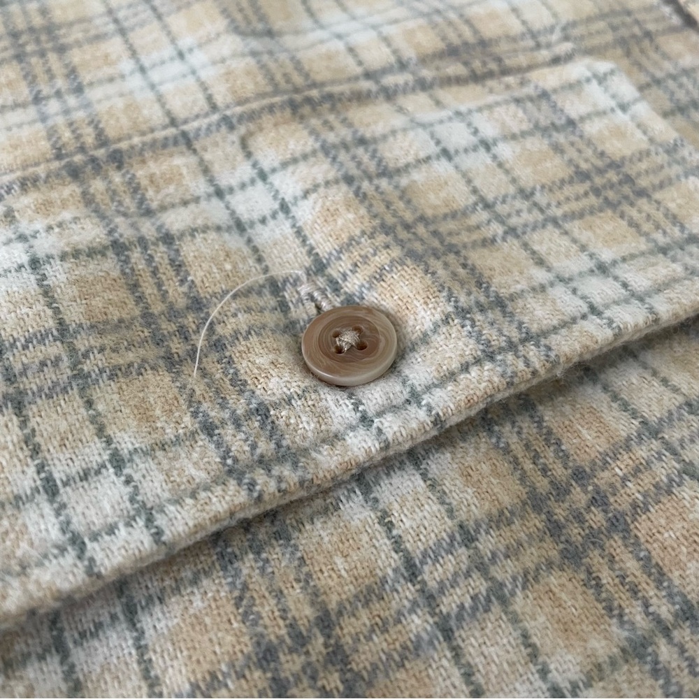 Men's Abercrombie and Fitch Beige 90s Oversized Flannel (Men’s Size M) - Picture 7 of 8